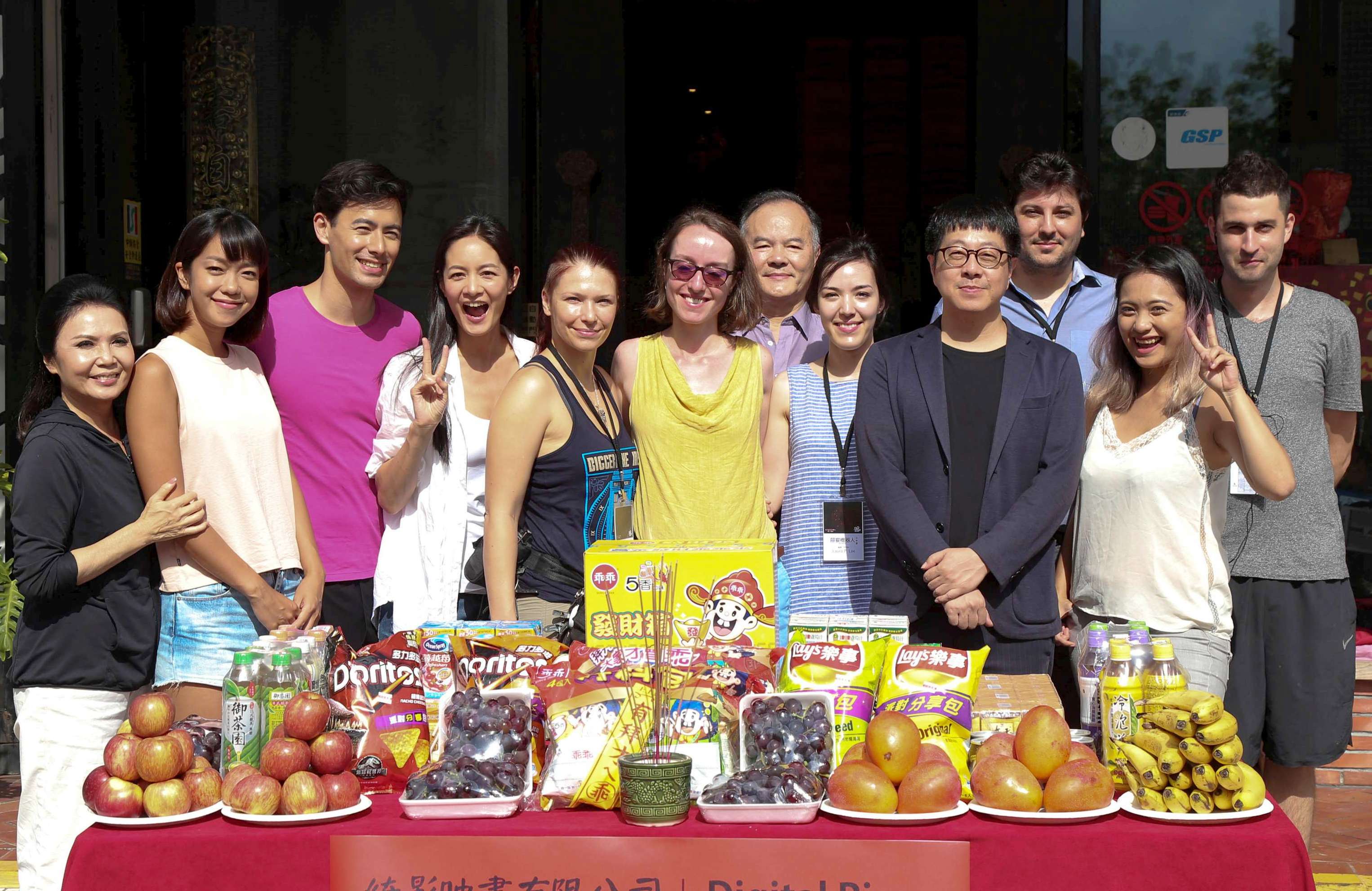 VR電影新紀元「高雄VR Film Lab」再創影展先例 全台第一部台法合資 VR電影〈囍宴機器人〉今開鏡