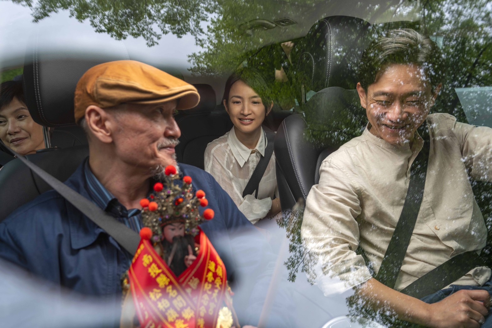 車頂上的玄天上帝劇照