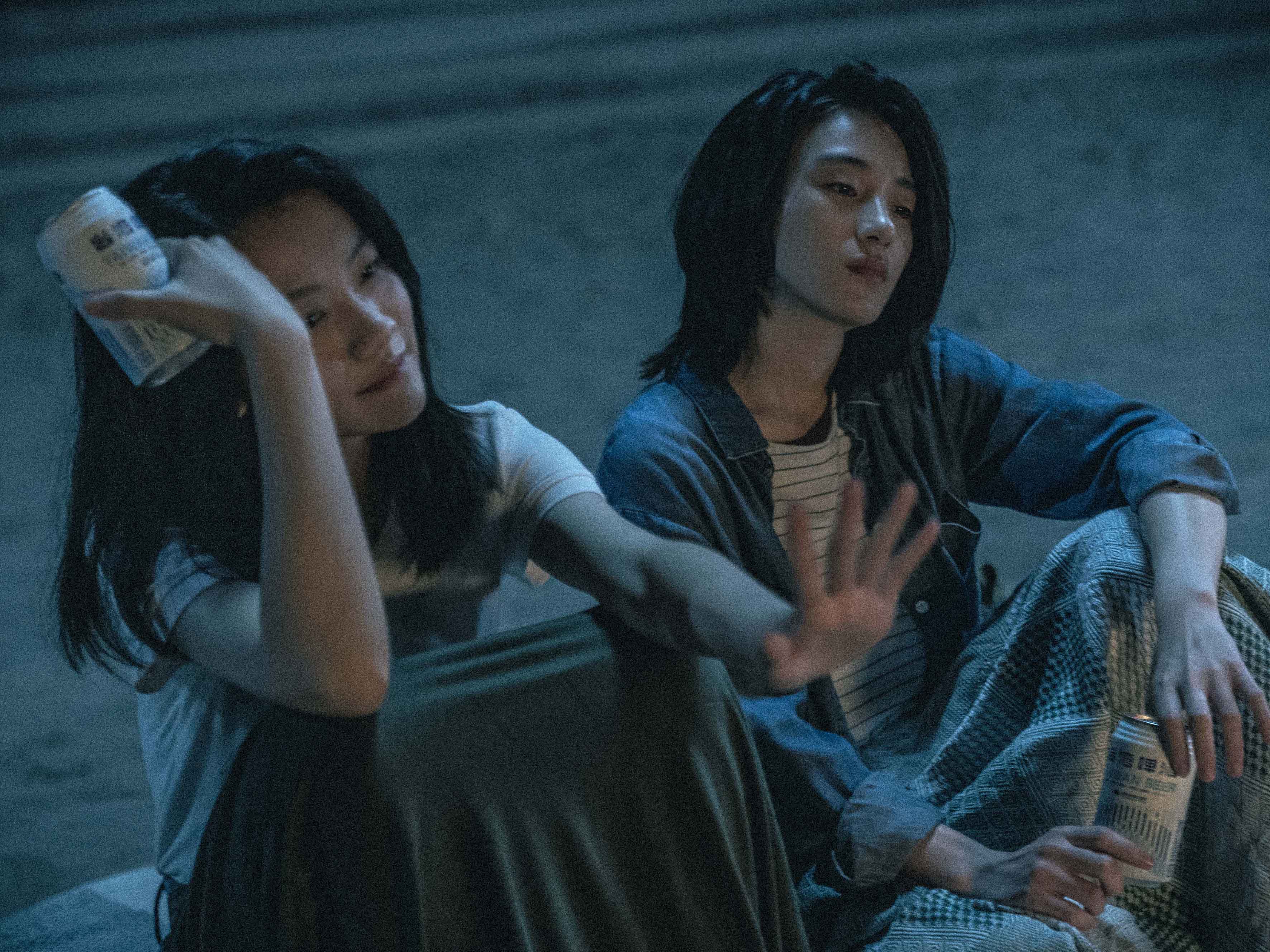青春並不溫柔劇照