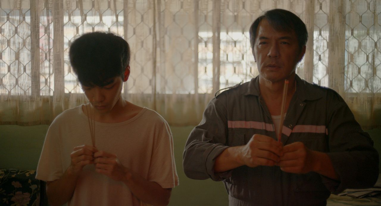 明天比昨天長久劇照