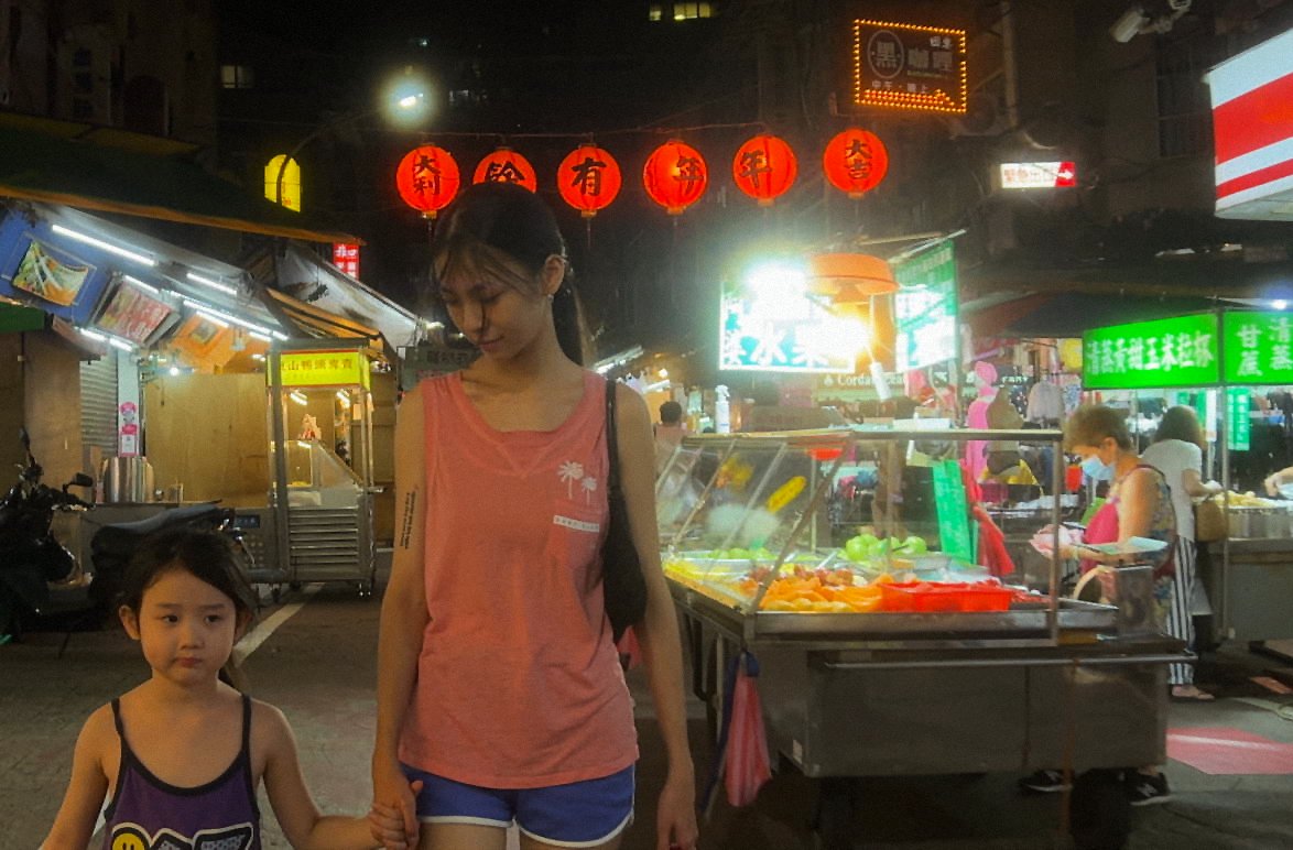左撇子女孩劇照