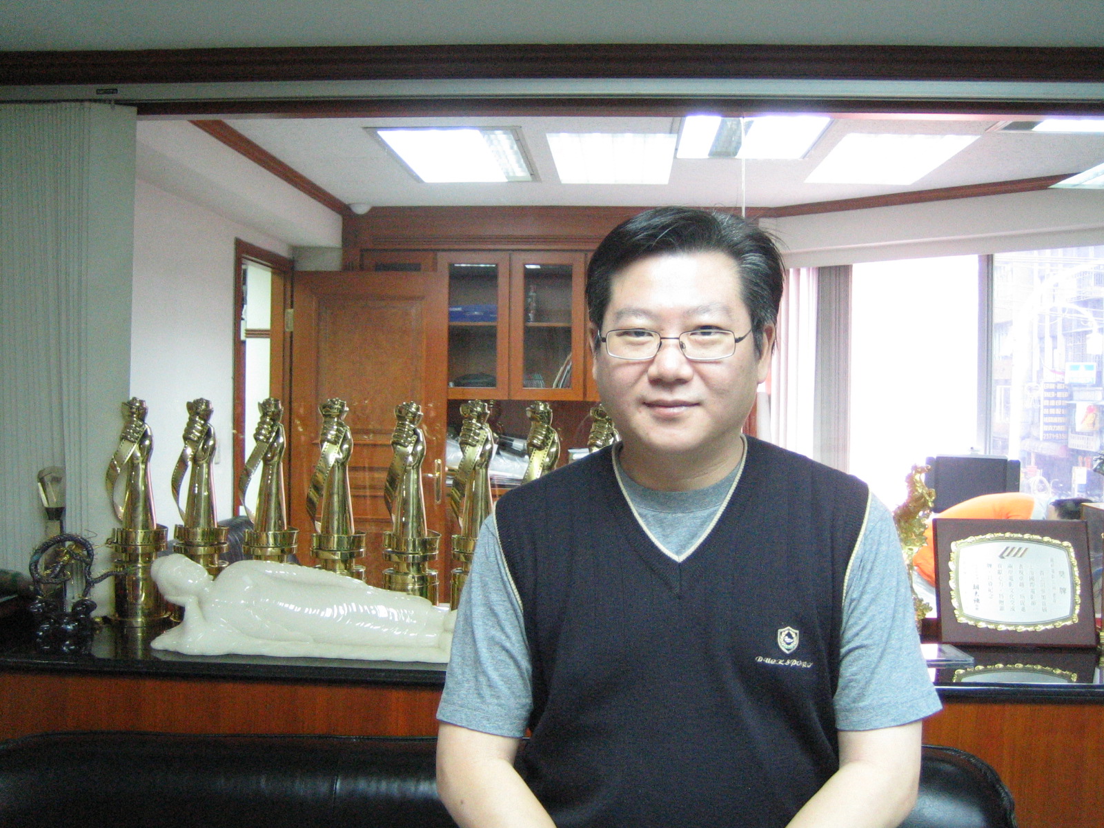 在電影公司長大的企業接班人—龍祥集團王龍寶總經理專訪