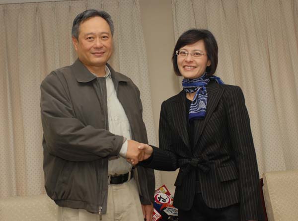 李安拜訪史亞平局長  呼籲國片應趁勝追擊